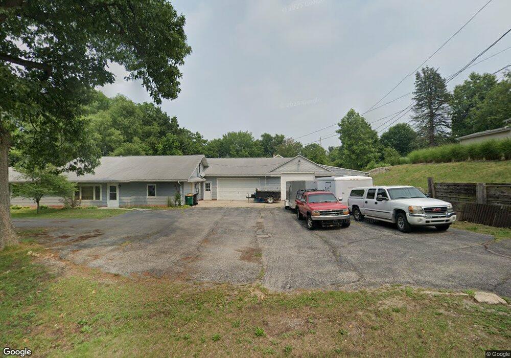 112 Elm St, New Carlisle, IN 46552 - photo 1