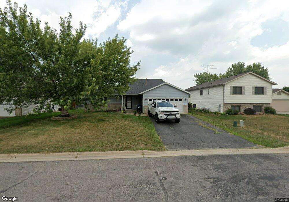 127 17th Street Ct, Sauk Rapids, MN 56379 - photo 1