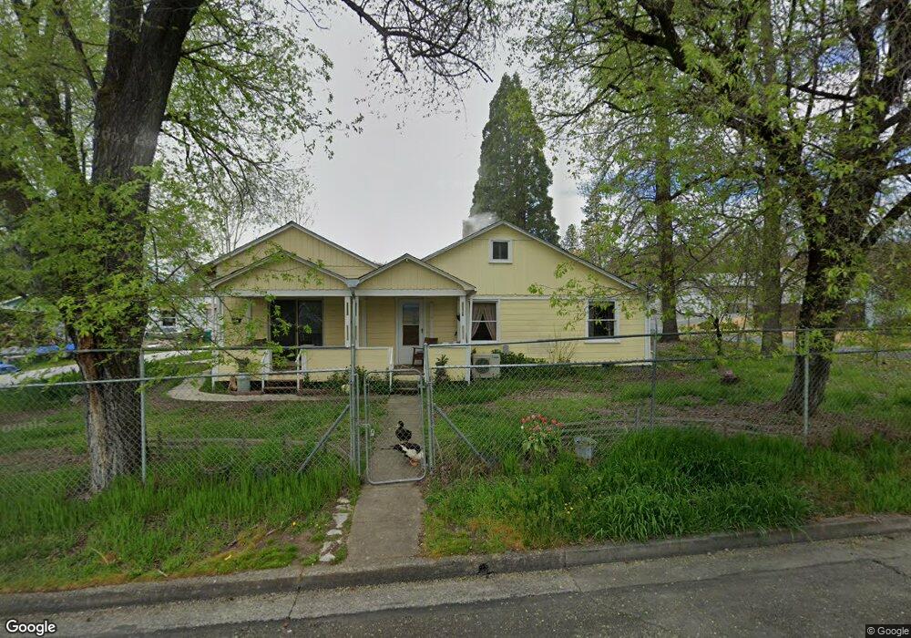 22 SW Western Ave, Grants Pass, OR 97526 - photo 1