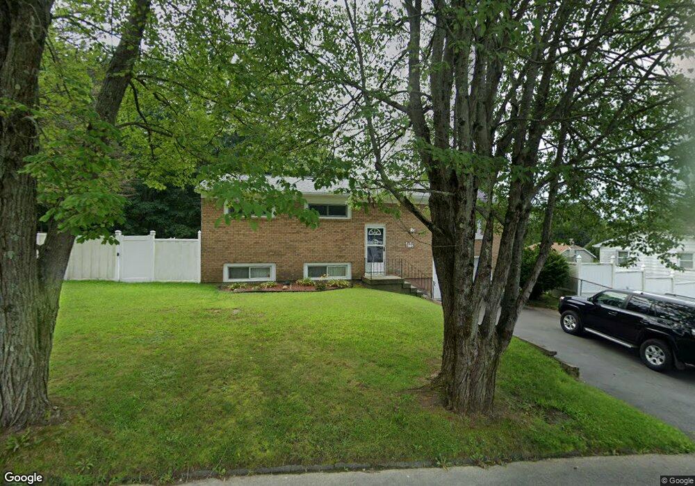 7 Bickford Ln, Troy, NY 12182 - photo 1