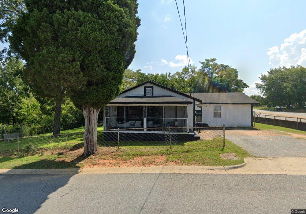 2534 Felton Ave, Macon, GA 31206 - photo 1