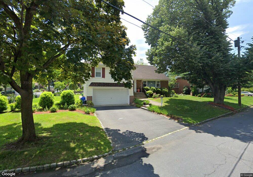 7 Haran Cir, Millburn, NJ 07041 - photo 1