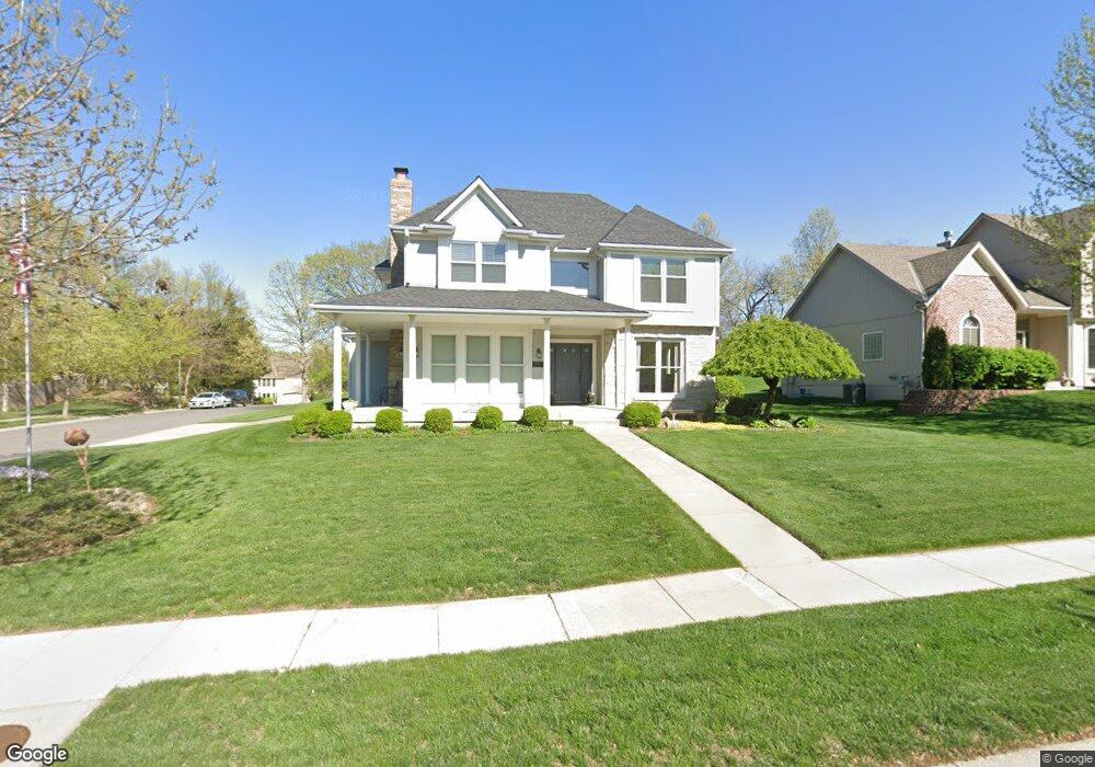 7801 Alden Rd, Shawnee, KS 66216 - photo 1