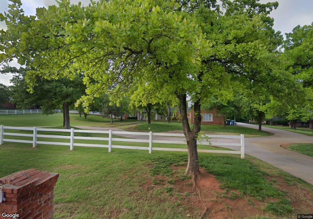 2670 Deer Creek Dr, Edmond, OK 73025 - photo 1