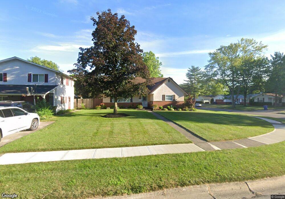 1225 Fahlander Dr N, Columbus, OH 43229 - photo 1