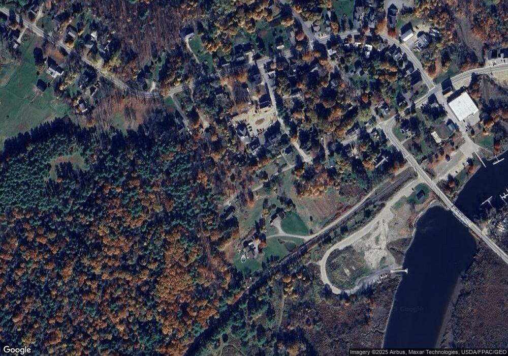 25 Spring St, Bowdoinham, ME 04008 - photo 1