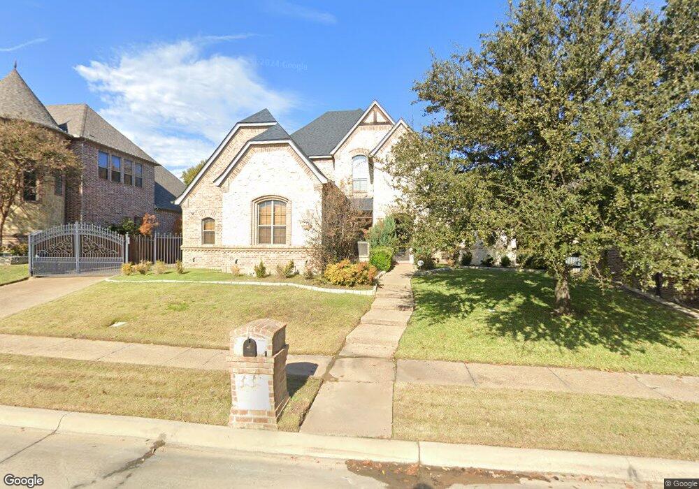 9013 Cedar Bluffs Dr, North Richland Hills, TX 76182 - photo 1