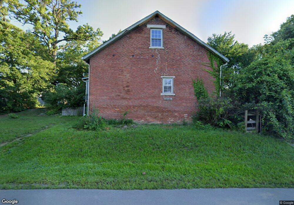 1808 E Lakeview Ave, Columbus, OH 43224 - photo 1