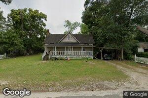 29 McCranie Ave W, Willacoochee, GA 31650