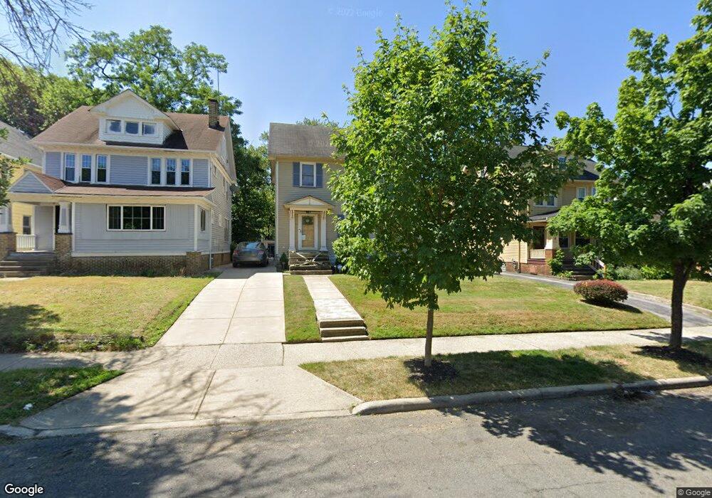 3410 Beechwood Ave, Cleveland, OH 44118 - photo 1