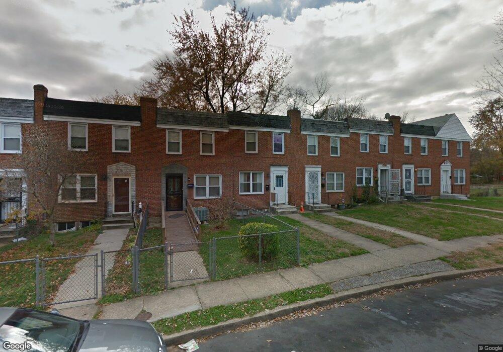 4445 Eldone Rd, Baltimore, MD 21229 - photo 1