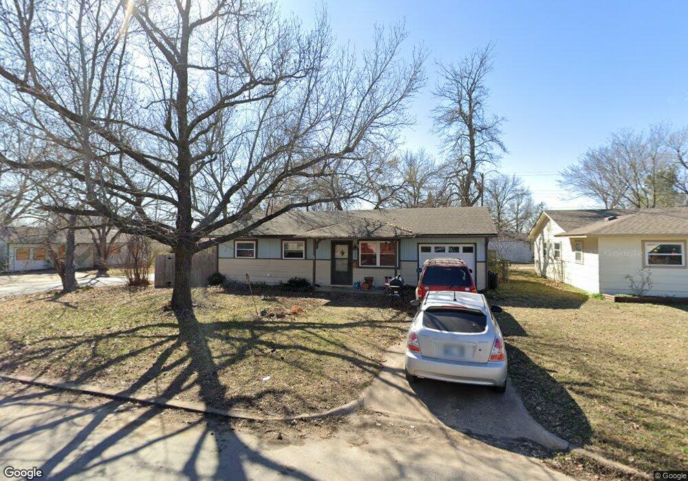 104 W Monterey Ave, Sapulpa, OK 74066 - photo 1