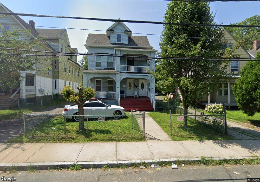 361 Sigourney St unit 363, Hartford, CT 06112 - photo 1