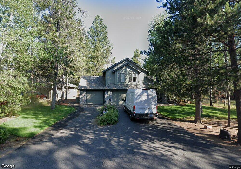 17900 Red Cedar Ln, Bend, OR 97707 - photo 1