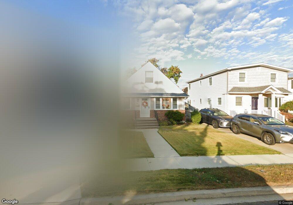 281 Seidman Place, Franklin Square, NY 11010 - photo 1