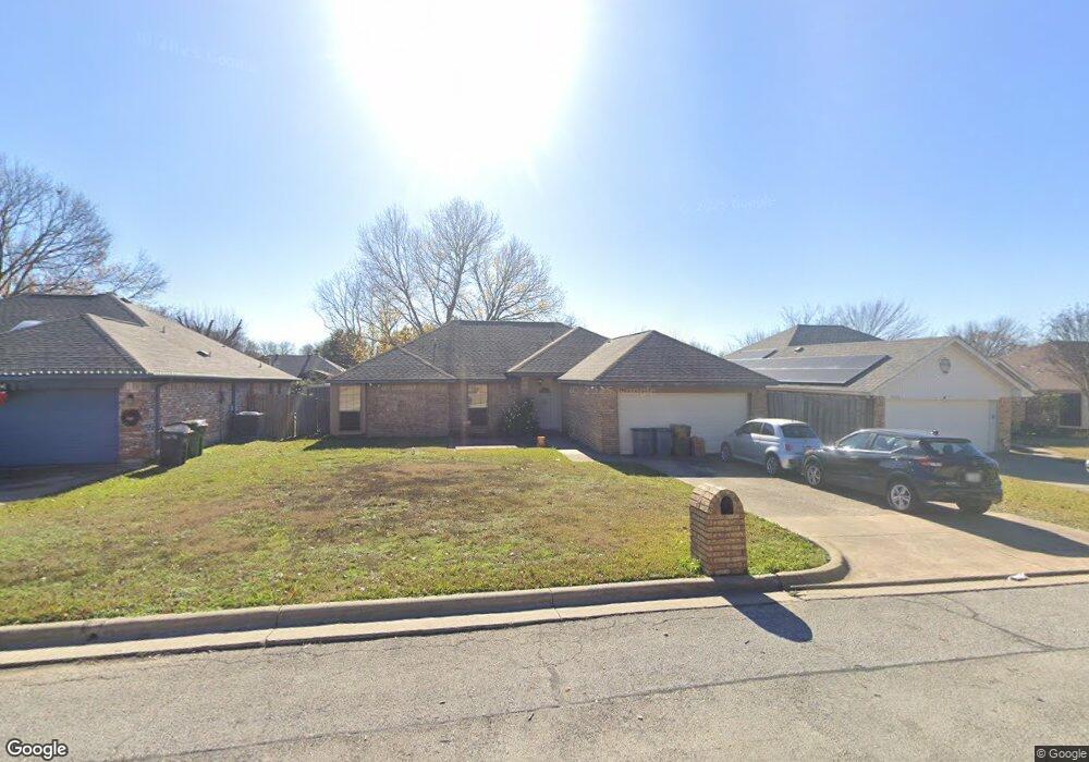 7412 Dana Ln, North Richland Hills, TX 76182 - photo 1