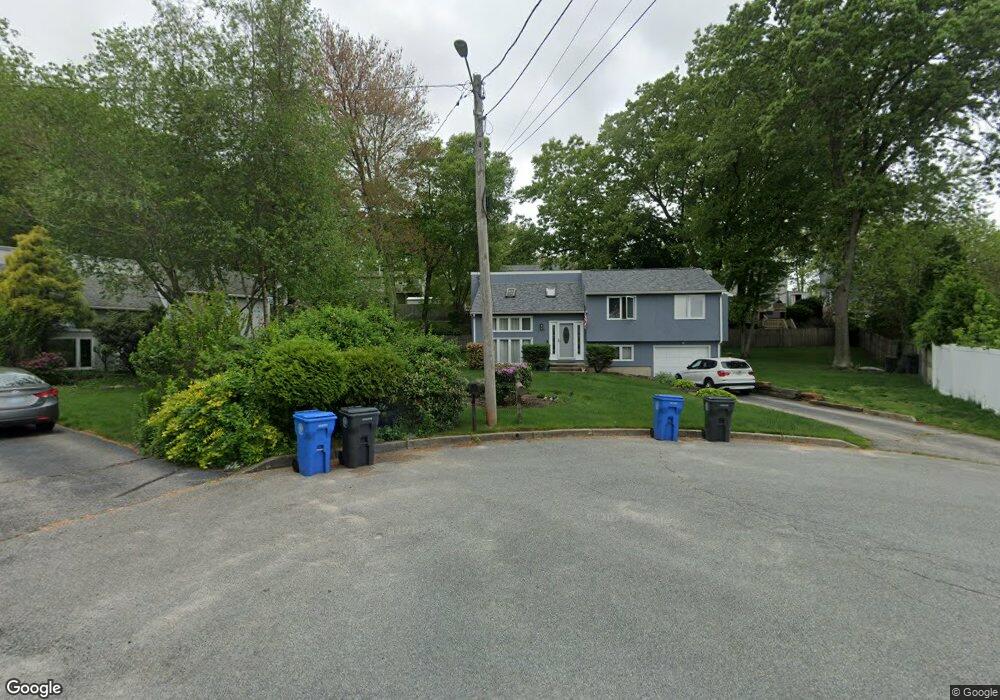 9 Pheasant Ct, Cranston, RI 02920 - photo 1