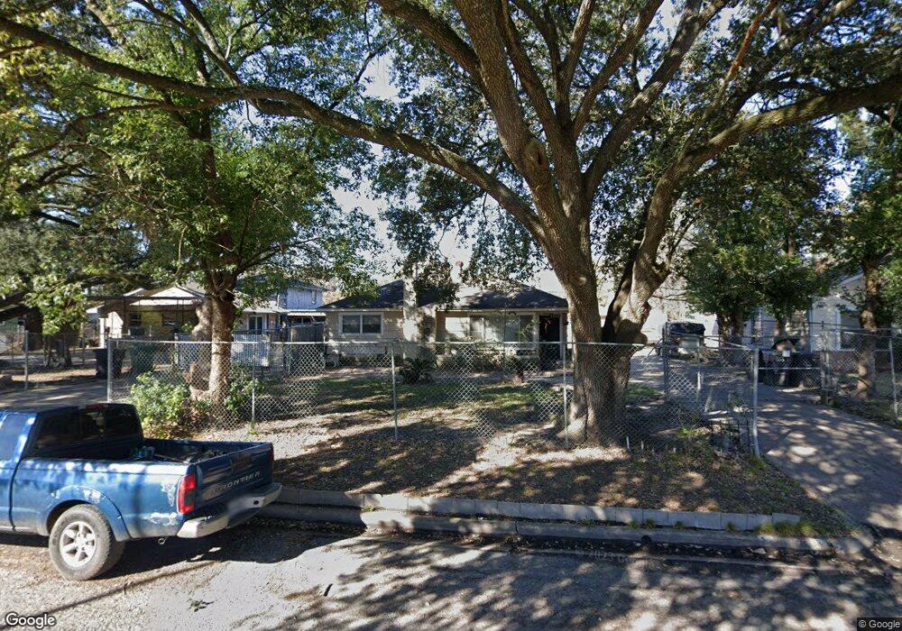 7023 Kinney St, Houston, TX 77087 - photo 1