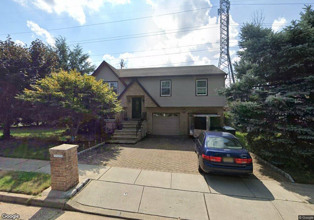 1 Cottonwood Ct, Edison, NJ 08820 - photo 1