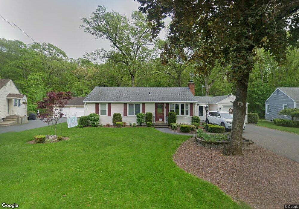 85 Robinson Rd, West Springfield, MA 01089 - photo 1
