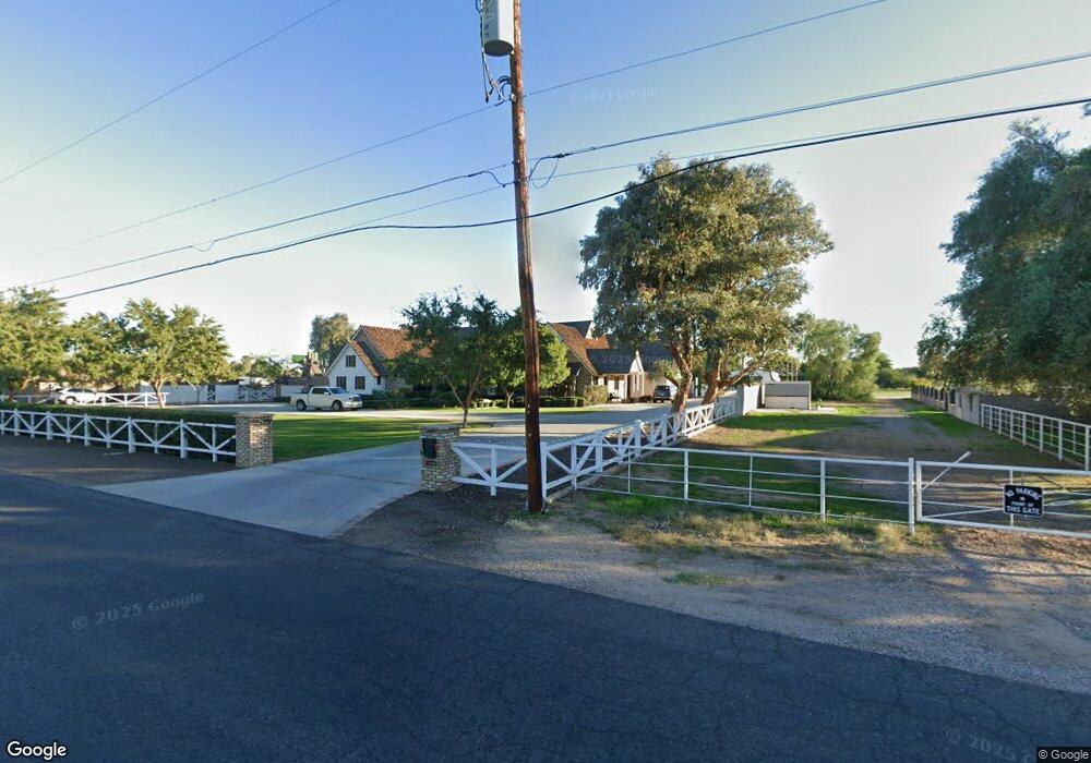 2573 E Desert Ln, Gilbert, AZ 85234 - photo 1