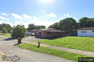 380 W 53rd St, Hialeah, FL 33012