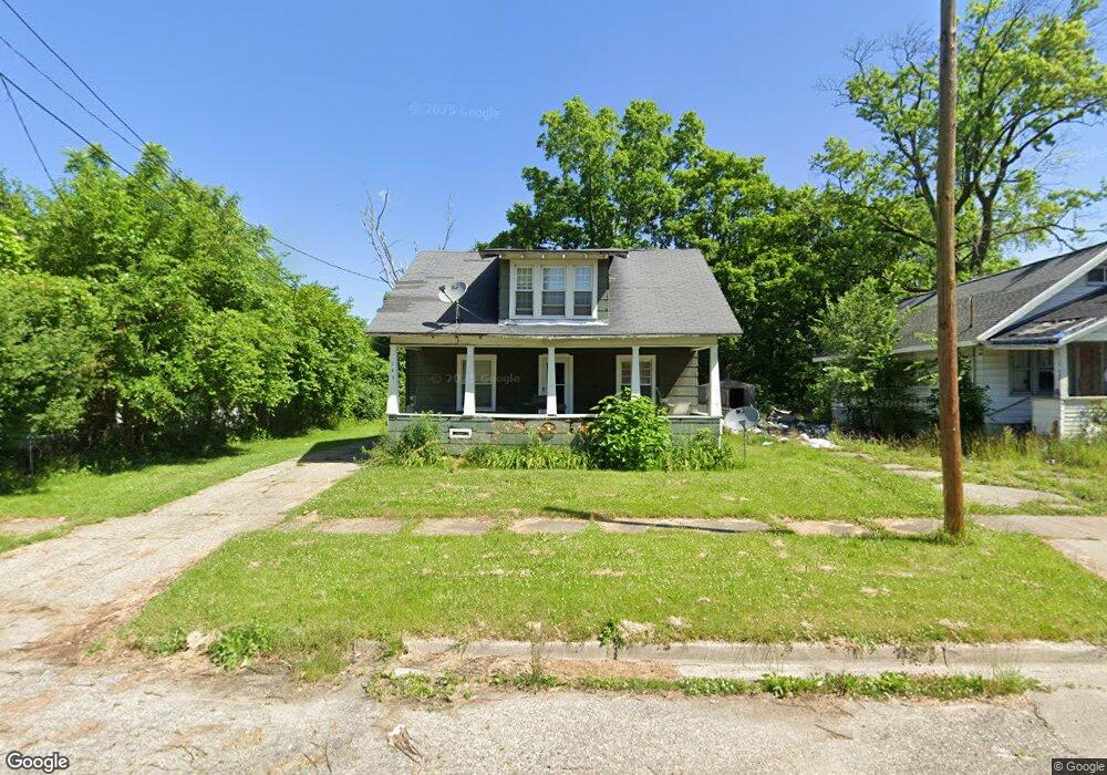 143 E Oakley St, Flint, MI 48503 - photo 1