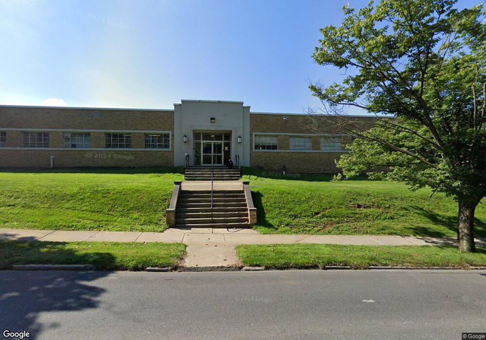 950 Pembroke Rd unit 1A, Bethlehem City, PA 19473 - photo 1