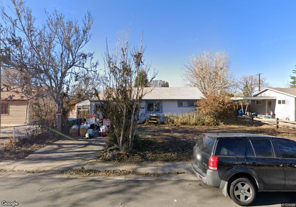 931 Macon St, Aurora, CO 80010 - photo 1