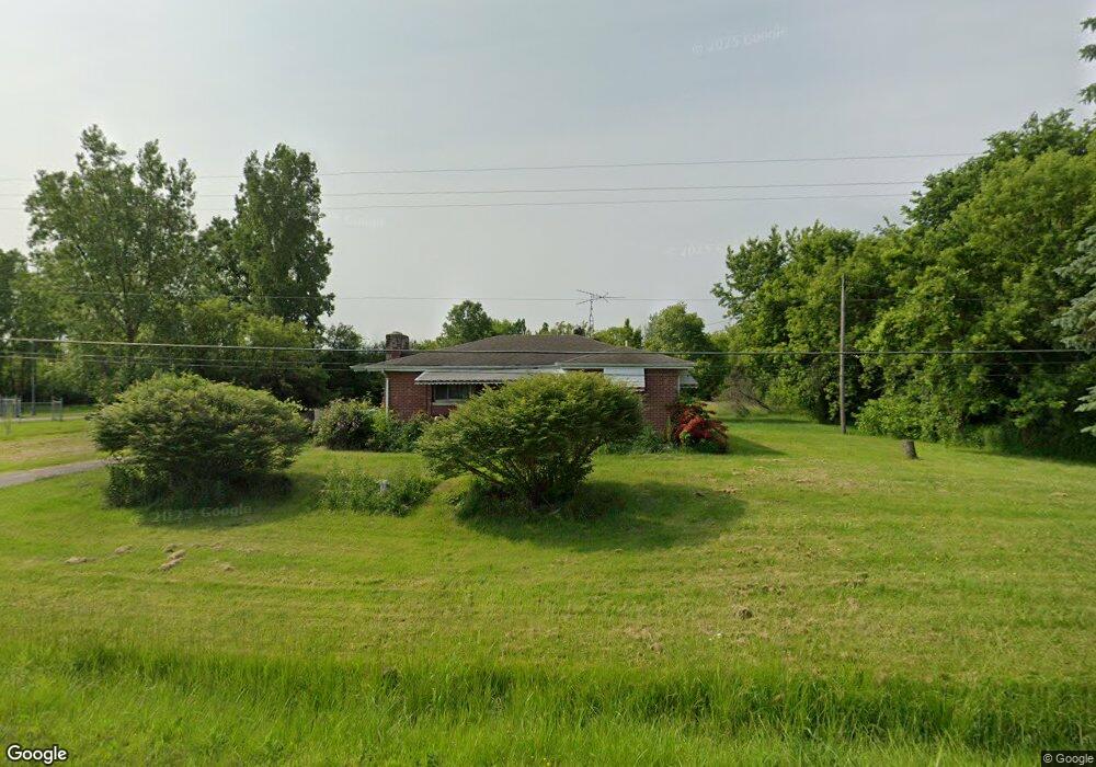 2182 E Coldwater Rd, Flint, MI 48505 - photo 1