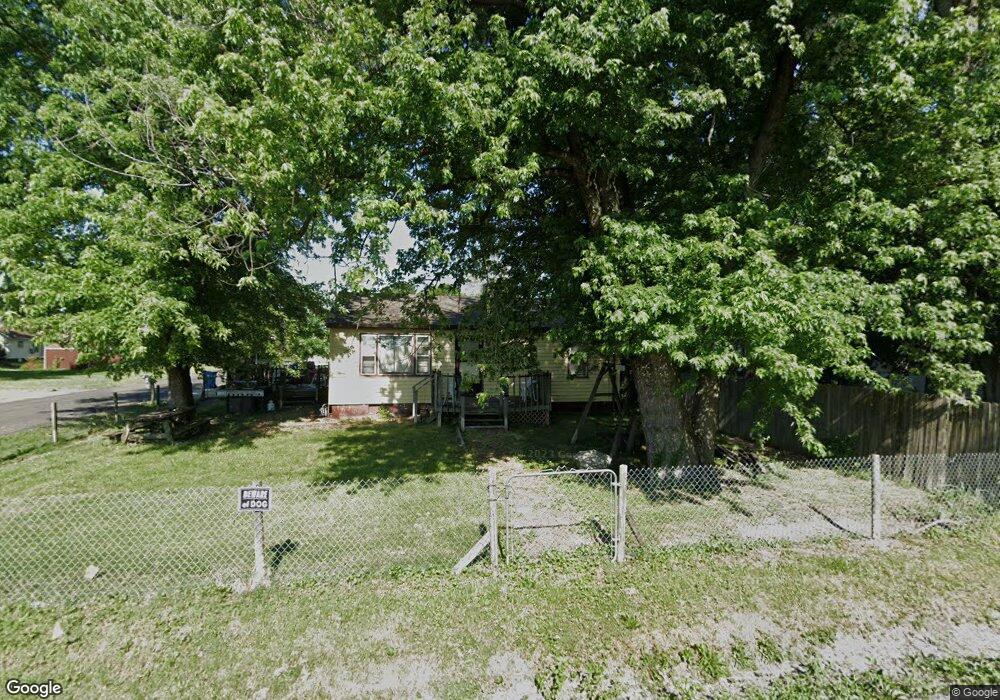 202 Arnold St, Collinsville, IL 62234 - photo 1