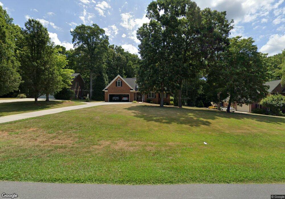 2307 Hickory Forest Dr, Asheboro, NC 27203 - photo 1