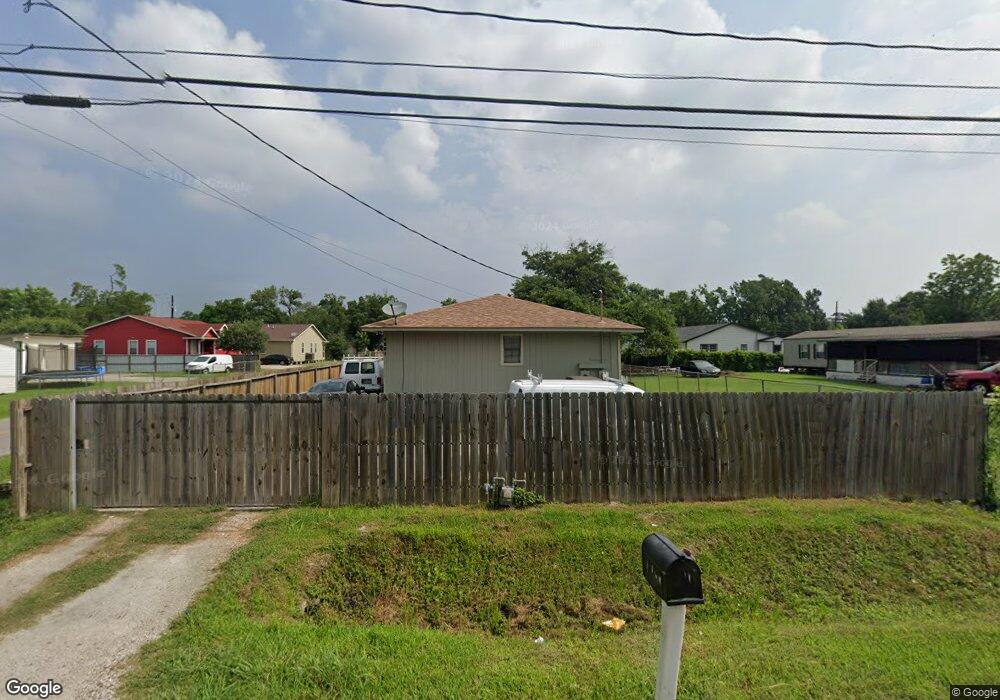 4501 Cedar Hill Ln, Houston, TX 77093 - photo 1