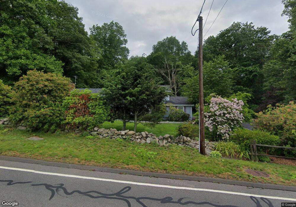 194 Wolfpit Rd, Wilton, CT 06897 - photo 1