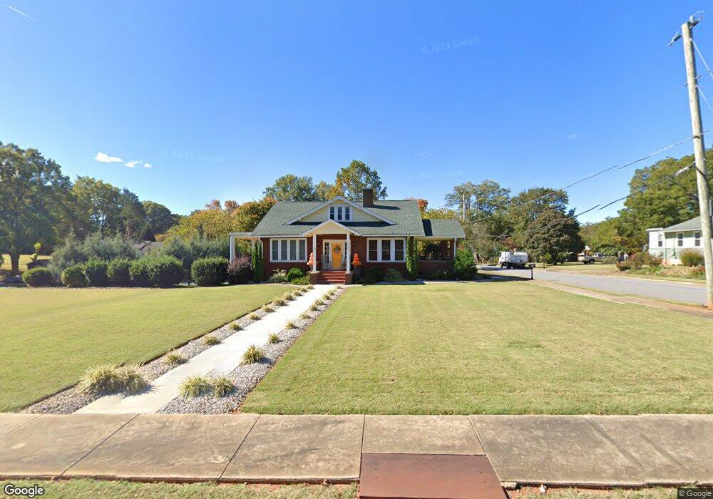 547 N Center St, Statesville, NC 28677 - photo 1