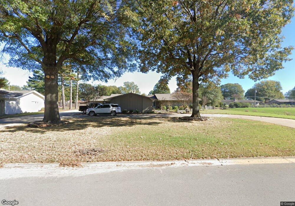 1919 Mccracken St, Stuttgart, AR 72160 - photo 1