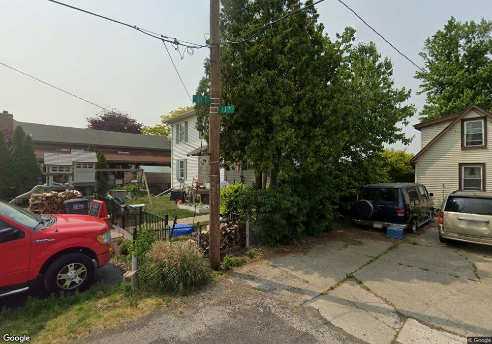 3067 137th St, Toledo, OH 43611 - photo 1