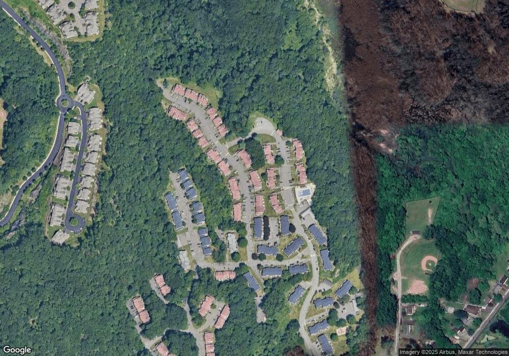 33 Deer Run, Bethel, CT 06801 - photo 1