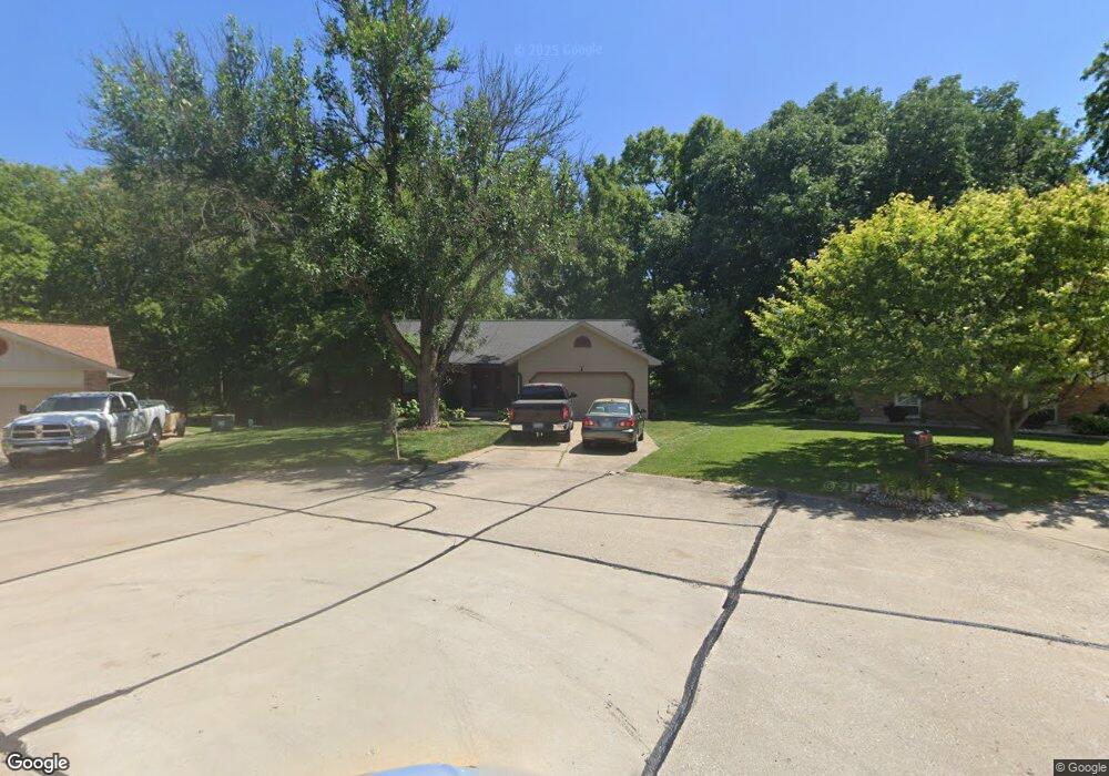 8 Witten Ct, Saint Charles, MO 63301 - photo 1