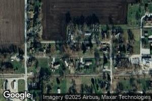 609 W Vanderen St, Newman, IL 61942