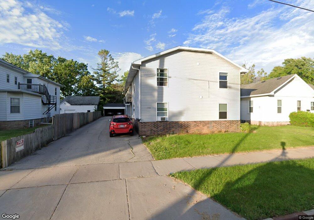 1008 Elmwood Ave unit B, Oshkosh, WI 54901 - photo 1