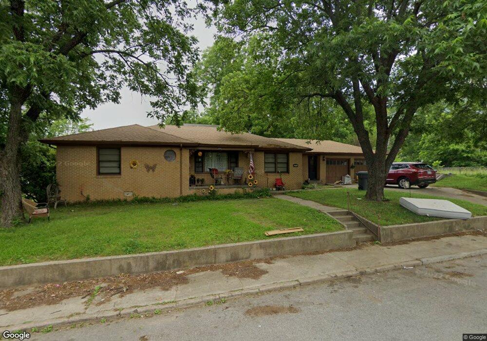 204 3rd Ave SW, Ardmore, OK 73401 - photo 1