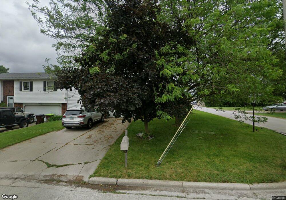 1002 W College Ave, Woodville, OH 43469 - photo 1