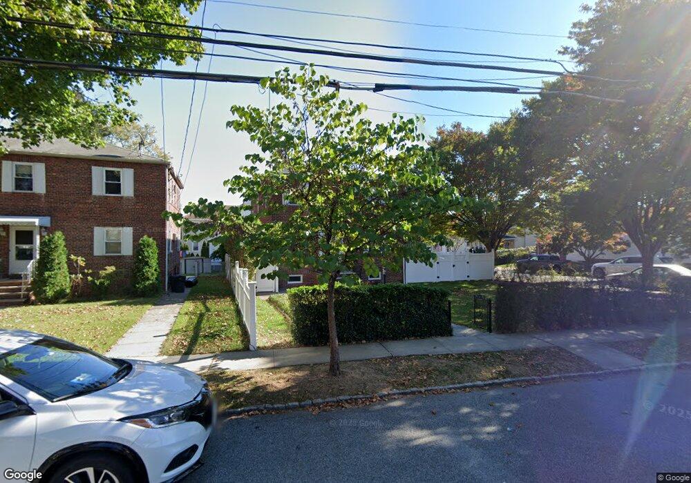 248 Edison St, Staten Island, NY 10306 - photo 1