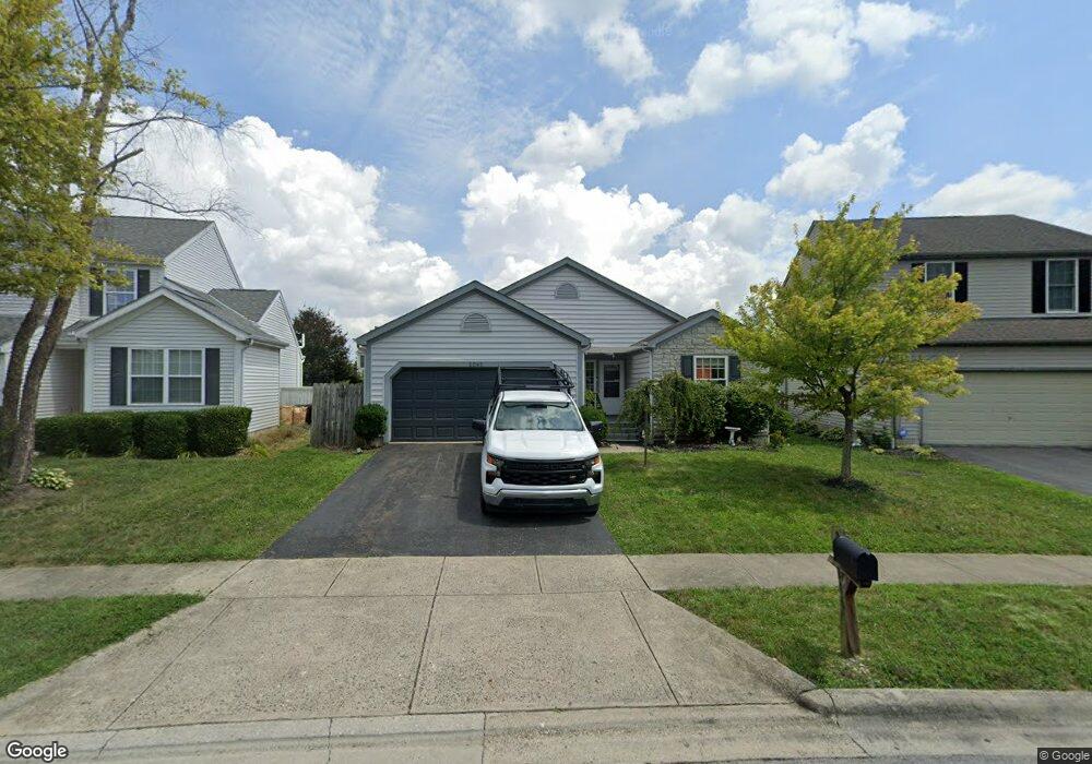 2062 Summer Breeze Dr, Columbus, OH 43223 - photo 1