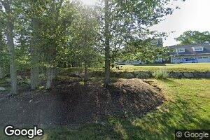 6 Rim Rock Ct, Tiverton, RI 02878