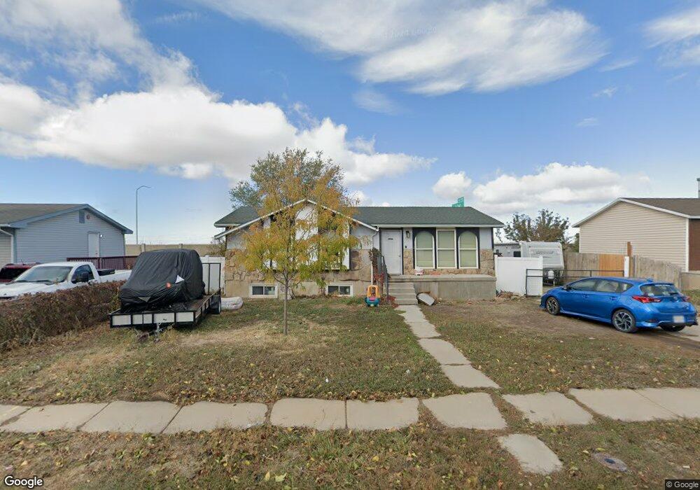 241 Maple Dr, North Salt Lake, UT 84054 - photo 1