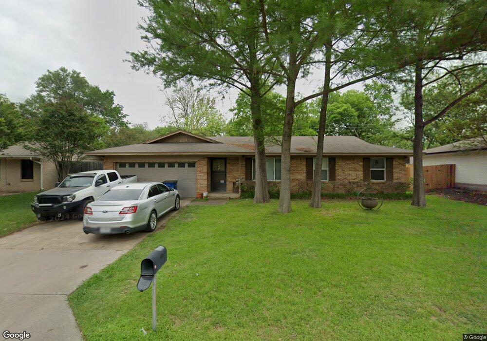 1412 Nichols St, Ennis, TX 75119 - photo 1