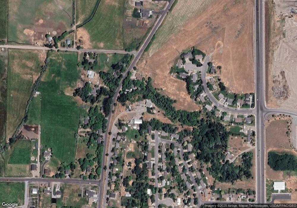 415 Panoramic Dr unit 3, Hyrum, UT 84319 - photo 1