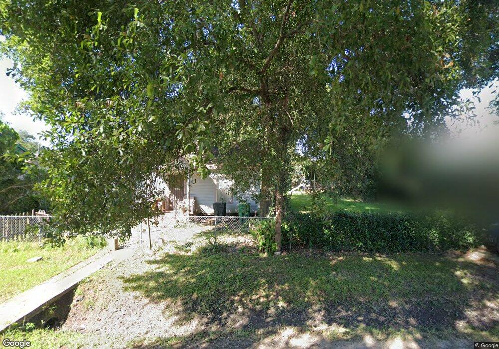 223 Fichter St, Houston, TX 77022 - photo 1